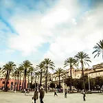 La Finestra Sul Cielo Del Porto Antico Di Genova