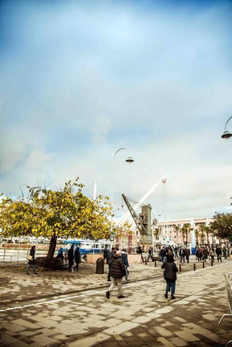 Appartement La Finestra Sul Cielo Del Porto Antico Di *