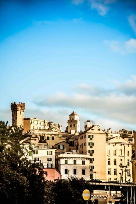 La Finestra Sul Cielo Del Porto Antico Di Apartment *